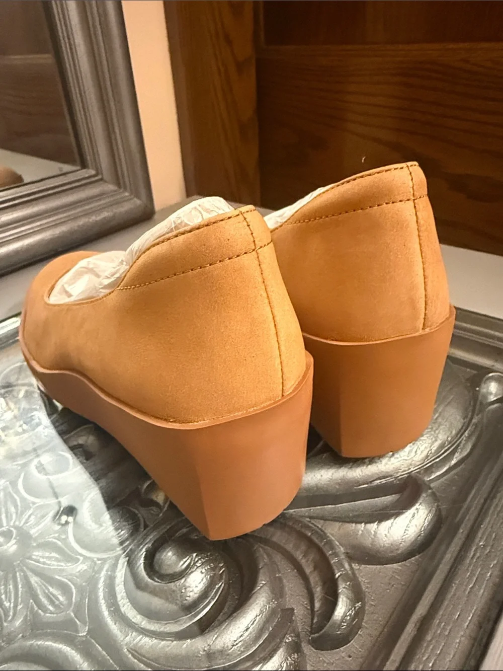 Vionic 6 Sutro Sereno Comfortable Tan Platform Wedge Pumps Camel Nubuck Leather